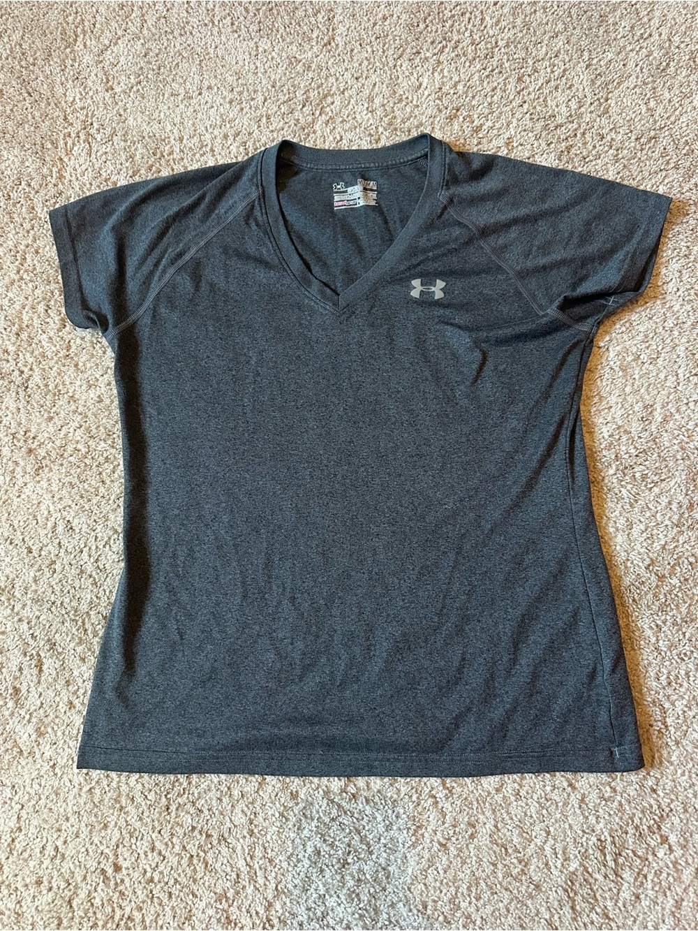 Under Armour Women's Dark Gray V-Neck Short Sleeve Performance Tee